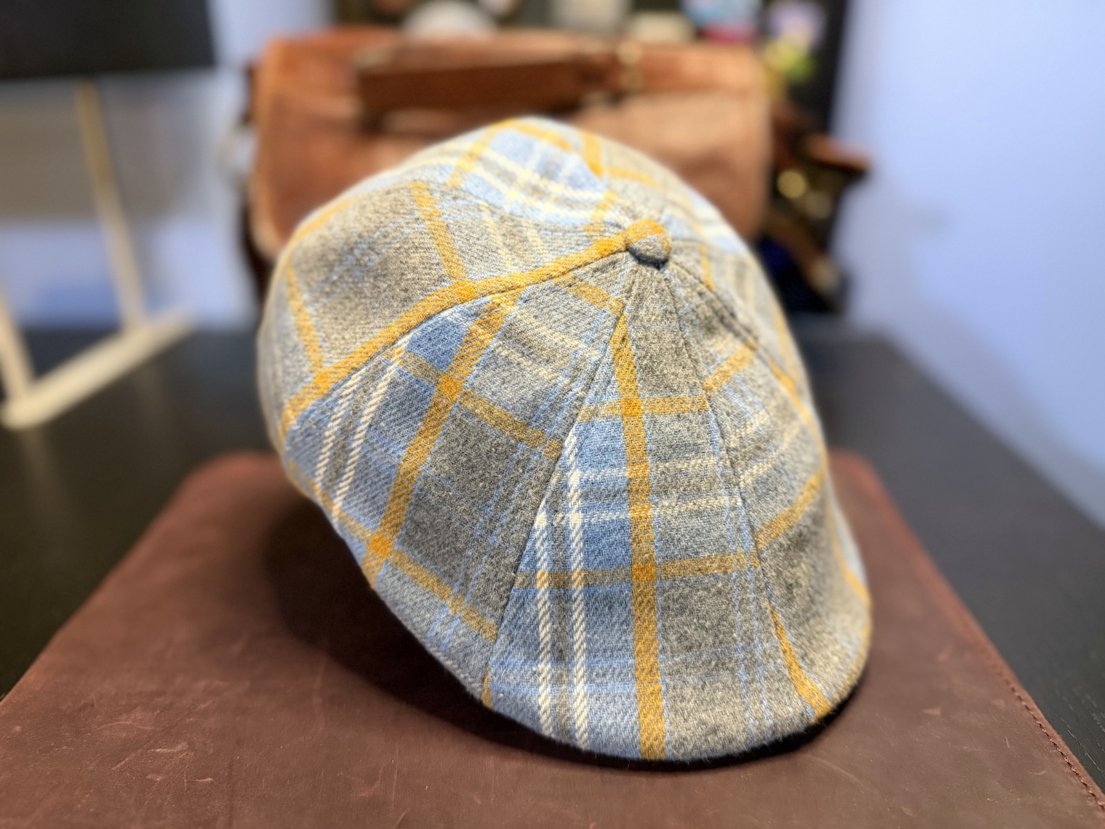 The Boston Scally Spring Rose 8-panel flat cap